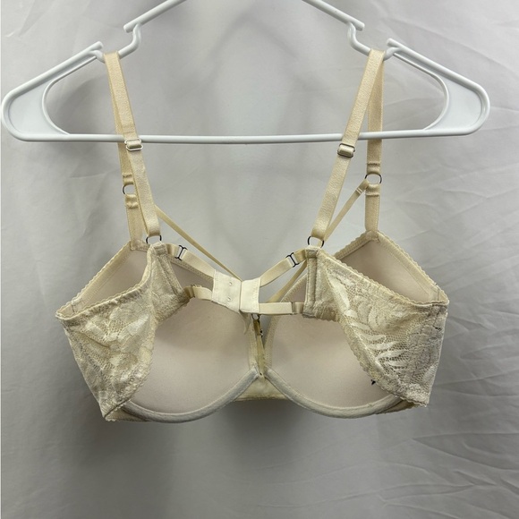 Victoria’s Secret Very Sexy Push Up 38C Bra Cream Ivory Beige Strappy Front - Picture 5 of 9